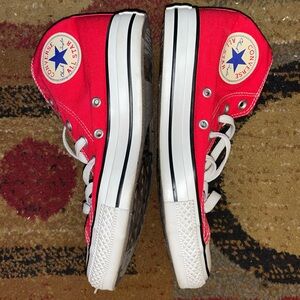 Red Converse’s